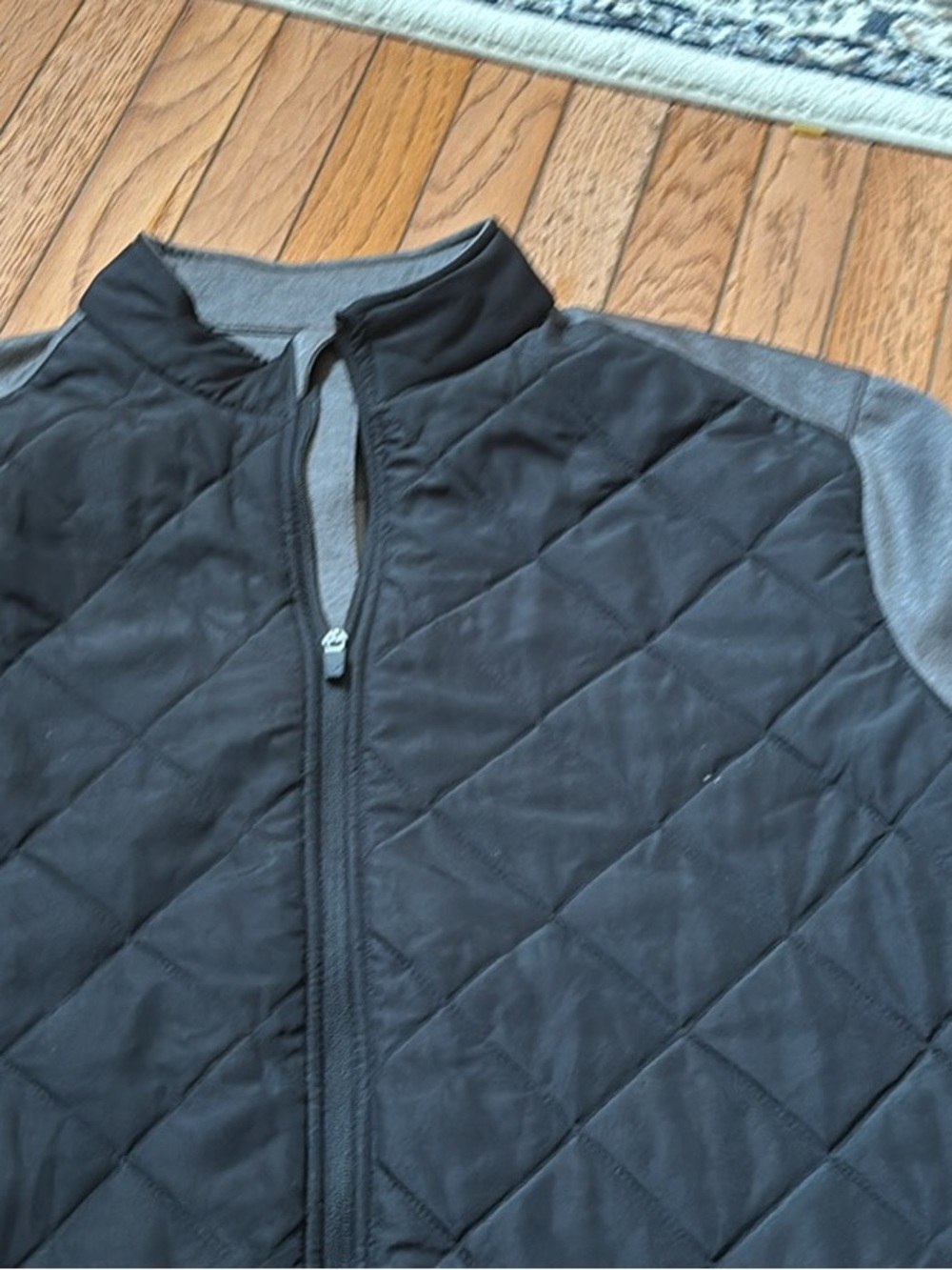 Callaway Men's Quilted Full-Zip Jacket in Black and Gray